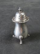 A hallmarked silver pepperette, 28.7g.