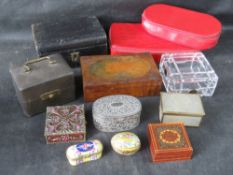 A quantity of assorted decorative boxes.