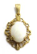 A 9ct gold and opal pendant, hallmarked 375, approx 3cm inc bale, total weight 2.