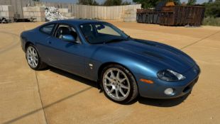 2003 JAGUAR XKR COUPÉ AUTOMATIC