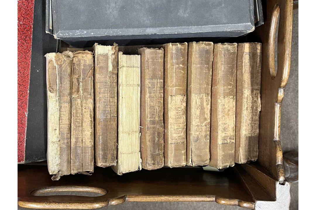 A 19th Century mahogany book trough of rectangular form with carry handles to each side, 51cm wide - Image 8 of 8