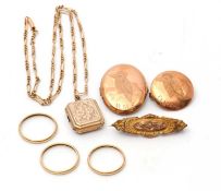 A mixed lot of gold and yellow metal jewellery: to include a late 19th century brooch stamped '9',