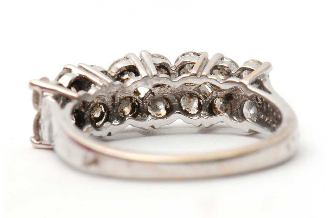 An 18ct diamond ring, set with round brilliant cut diamonds, total estimated approx. 0.36cts, with - Image 8 of 8