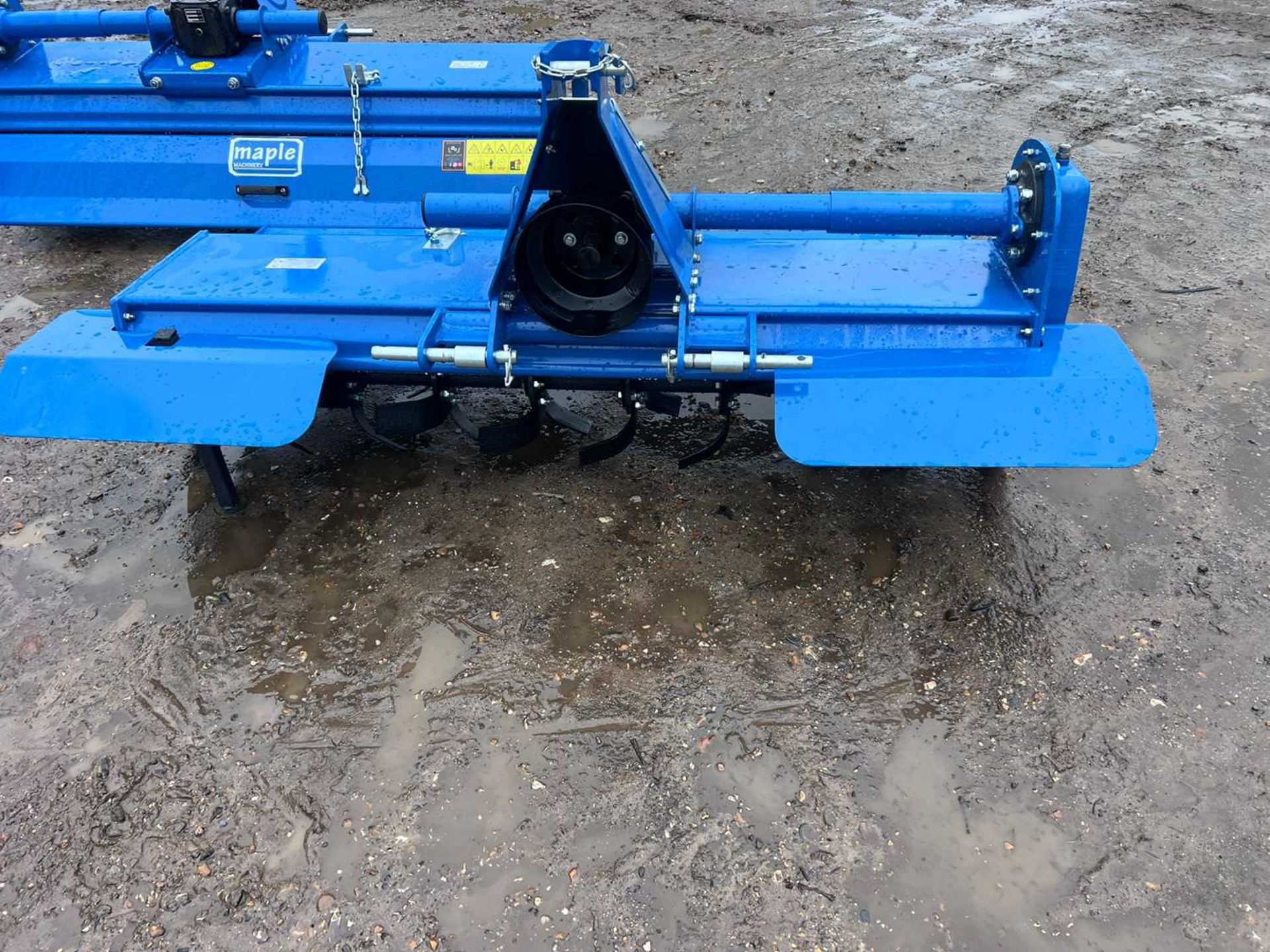 1.5 m tractor rotator, unused, shop soiled. PTO included. (Located in ...
