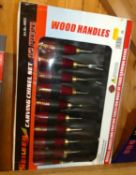 A Neilsen carving 12-piece chisel set
