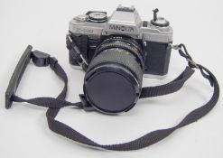 Minolta X-500, elektronisch gesteuerte Spiegelreflexkamera für Kleinbildfilm. 1980er Jahre. Nicht