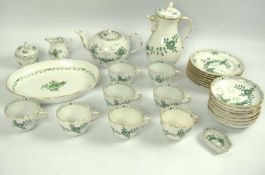 Kaffee- / Teeservice, Meissen "Indisch Grün" bestehend aus Kaffeekanne, Teekanne, 8 Tassen mit