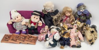 Lot Clowns und Puppen aus Auflösung, verschiedene Marken, Modelle und Größen.