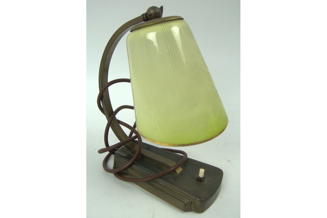 Vintage Tisch/Nachttischlampe , 1950er Jahre. Glasschirm, Funktion nicht geprüft. - Bild 2 aus 2