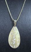 Kette mit Anhänger, 925er Silber vergoldet