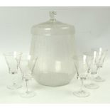 Lot Glas aus Auflösung, dabei 5 Weingläser sowie 1 Bowle