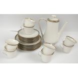 Winterling Porzellan, Resteservice, bestehend aus 6 Teller, 6 Unterteller, 3 Tassen sowie 1