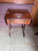 Drop leaf veneer occasional table