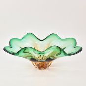 A MID-CENTURY MURANO ART GLASS CENTER PIECE.