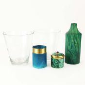 A NEPTUNE ASHCROFT TRAY AND CORINIUM TRAY WITH A COLLECTION OF VASES. (7).