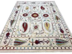 FINE SUZANI DESIGN CARPET.