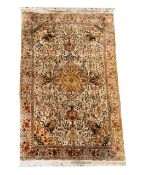 FINE SILK RUG.