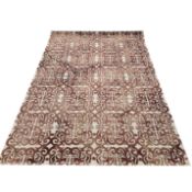 CONTEMPORARY HAND TUFTED CARPET.
