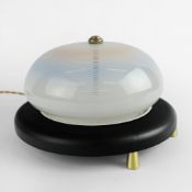 ITALIAN MURANO SWIRL GLASS MUSHROOM TABLE LAMP ON A BLACK BASE WITH GILT METAL FEET.