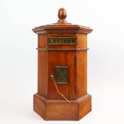 VINTAGE STYLE WOODEN POST BOX FORM LETTER BOX.