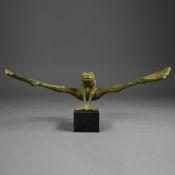 CONTEMPORARY SCULPTURE OF A JUMPING FROG.