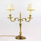 TWIN BRANCH TABLE LAMP.