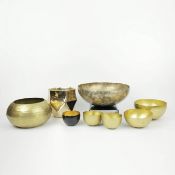 GILT VESSELS COLLECTION. (8).