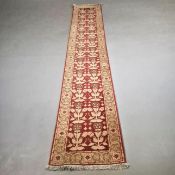 ARTS AND CRAFTS DESIGN RUNNER.