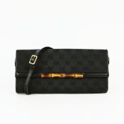 GUCCI. BAMBOO BAR CLUTCH CROSSBODY BAG.
