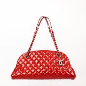 CHANEL. MADEMOISELLE.