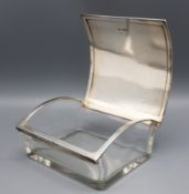AN EDWARDIAN SILVER TOPPED AND GLASS CIGARETTE BOX.