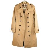 BURBERRY. SANDRINGHAM TRENCH COAT - UK SIZE 6.