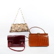 THREE VINTAGE HANDBAGS.
