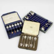 A COLLECTION OF ASSORTED SILVER SPOONS