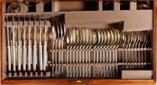 A CANTEEN OF ROBERTS AND BELK CUTLERY IN A MAPIN AND WEBB FREESTANDING CASE.