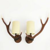 DAVID HUNT LIGHTING LEFT AND RIGHT HAND WALL LIGHTS. (2).