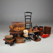 A COLLECTION OF FUR COUNTRY HOUSE ITEMS. (QTY).