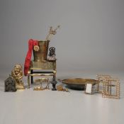 A COLLECTION OF BRASS ITEMS. (QTY).