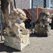 PAIR OF CHINESE MARBLE DOGS OF FO (2).