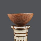 GERALDINE PHILLIPS (1953-2025). A STUDIO POTTERY BOWL.