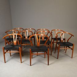 CARL HANSEN & SON WISHBONE CHAIRS, A SET OF 10.
