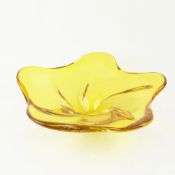 A MURANO CENTERPIECE BOWL.