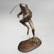 CAST IRON FROG WATER FOUNTAIN.