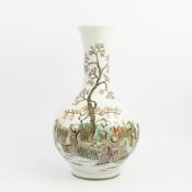 CHINESE REPUBLIC STYLE BOTTLE VASE.