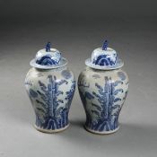 CHINESE EXPORT STYLE BLUE AND WHITE CERAMIC TEMPLE JARS, A PAIR.