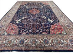 ANTIQUE PERSIAN SAROUGH CARPET