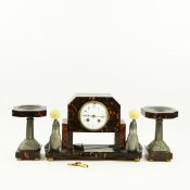 AN EARLY 20TH CENTURY MANTEL CLOCK GARNITURE. (3)