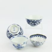 FOUR CHINESE BLUE AND WHITE BOWLS. (4)