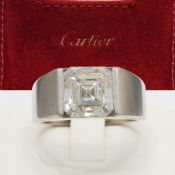 AN 18CT WHITE GOLD GENTS DIAMOND SOLITAIRE DRESS RING