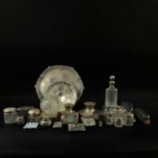 COLLECTION OF SILVER AND SILVER PLATE (QTY)